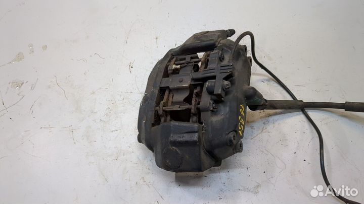 Суппорт Mercedes CLS C219, 2006