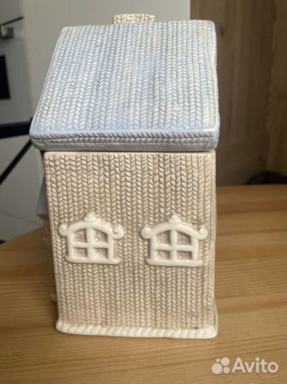 Конфетница в форме милого домика