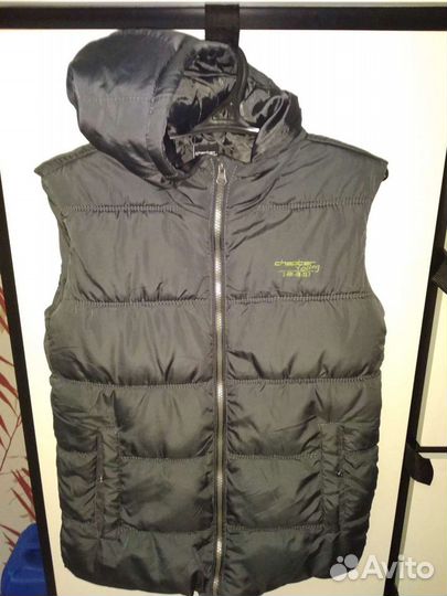 Жилет утеплённый