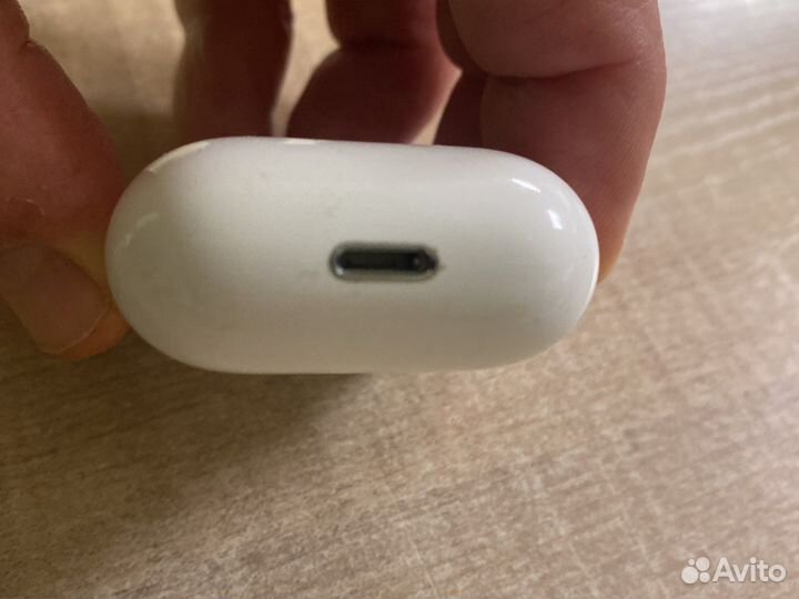 Кейс для airpods 1