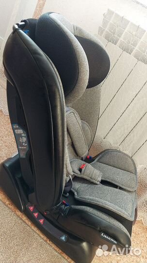 Автомобильное детское кресло от 9 до 36 кг