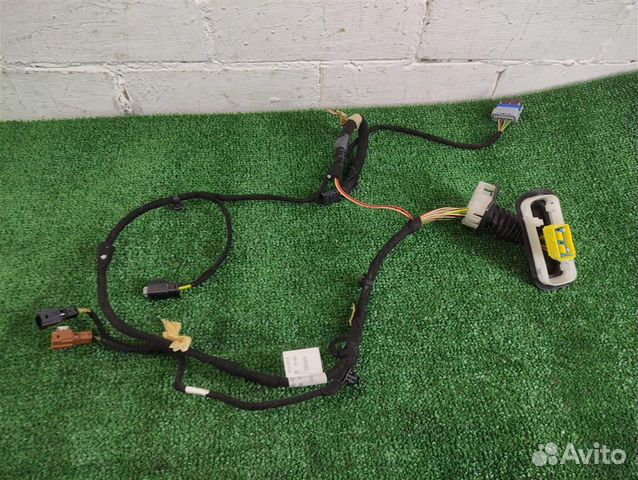 Проводка двери передней правой Peugeot Partner B9