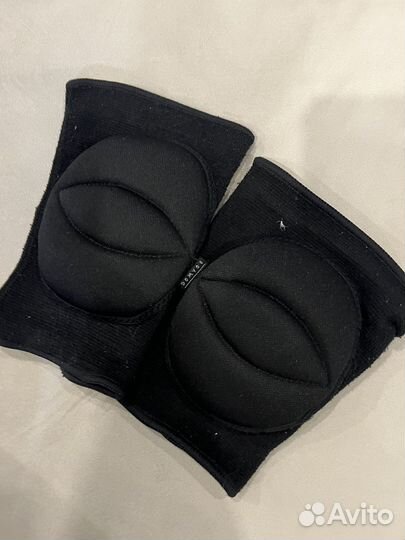 Наколенники