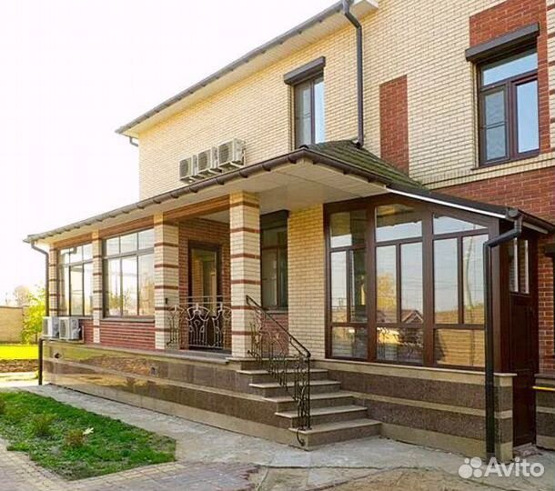 Остекление входной группы в рассрочку