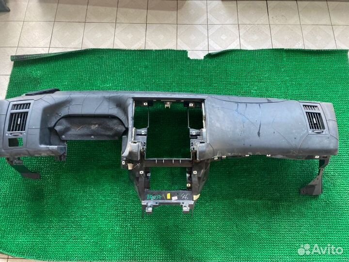 Дефлектор воздушный прав. Infiniti Fx35, Fx45