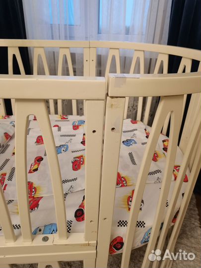 Детская кроватка трансформер с маятником