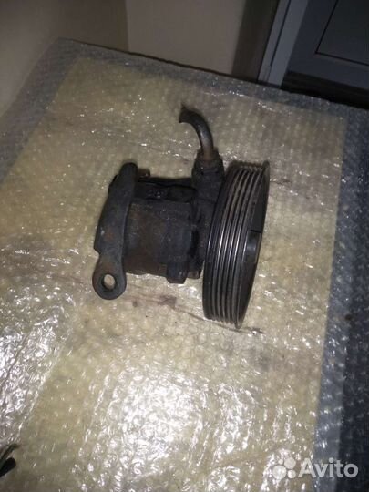 Насос гур Renault