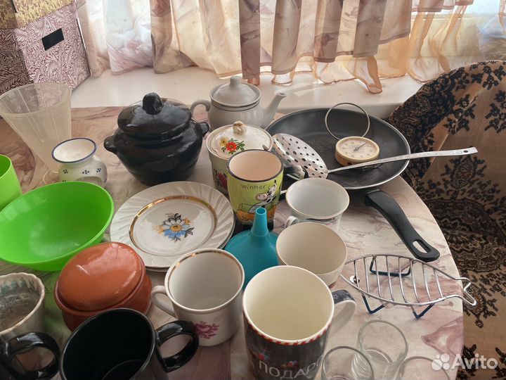 Набор посуды пакетом коробка