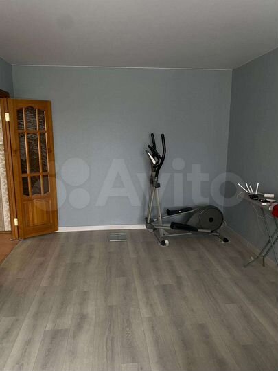 2-к. квартира, 54 м², 4/10 эт.