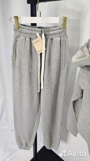 Костюм mi. mi в стразах