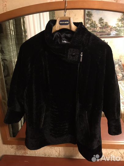 Короткая шубка, мягкий астраган