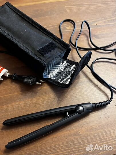 Выпрямитель для волос утюжок Moser CeraStyle Mini