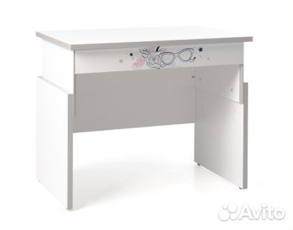 Стол письменный