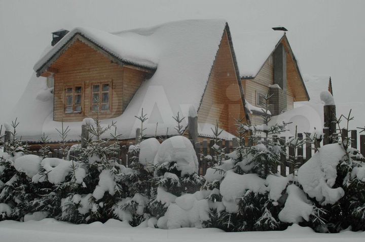 Дом 400 м² на участке 40 сот.