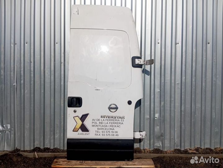 Дверь багажника правая Nissan Interstar