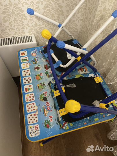 Столик детский и 2 стула