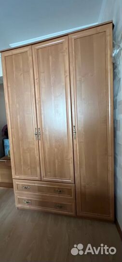 Шкаф для одежды бу