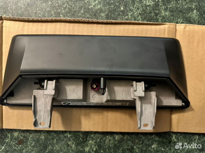 Монитор BMW f90