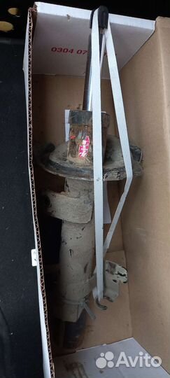 Амортизатор передний левый Куга 08