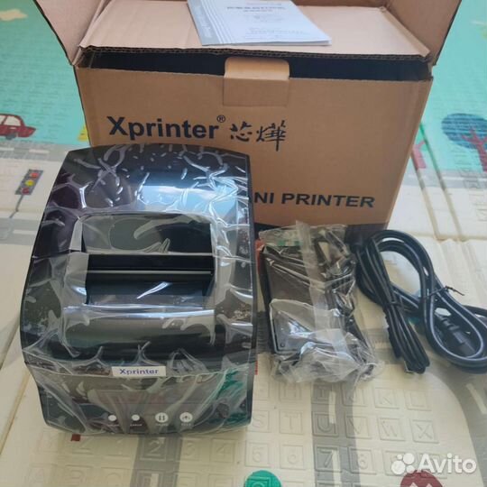 Принтер для этикеток xprinter xp-365b новый