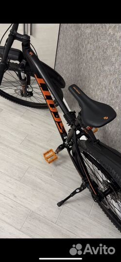 Велосипед scott