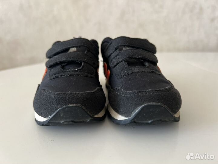 Кроссовки детские new balance 22,5 размер 14 см