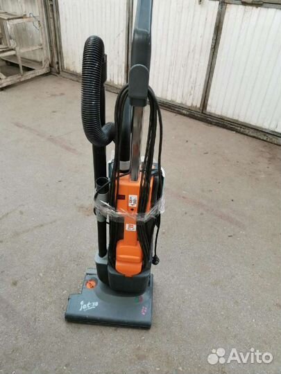 Пылесос Taski jet 38