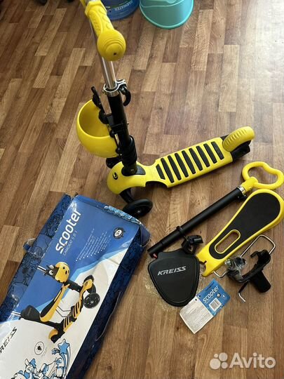 Самокат детский трехколесный с сиденьем