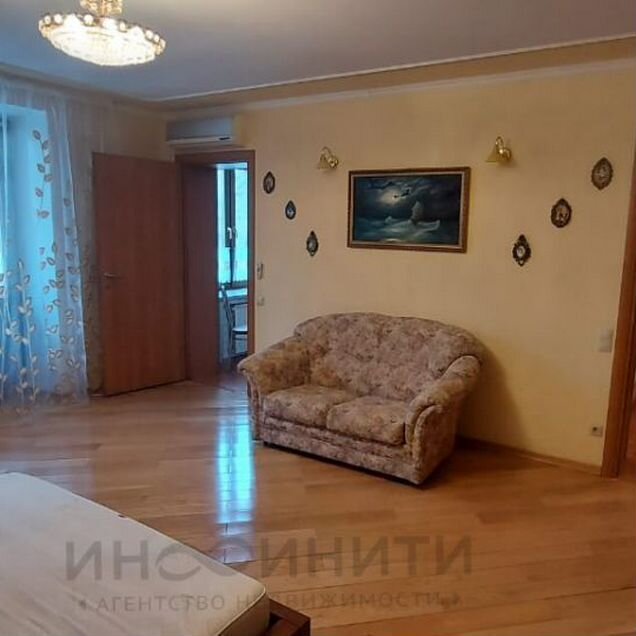 1-к. квартира, 38 м², 4/8 эт.