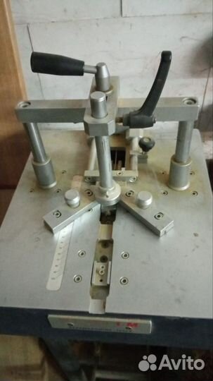 Скобозабивной станок Alfamaccine alpha 1M