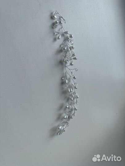 Веточка в прическу