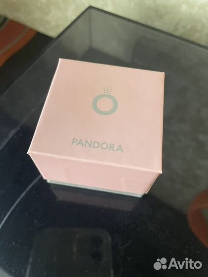 Серьги Pandora пусеты