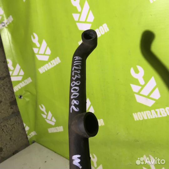 Шланг вентиляции картер. газов Мерседес Бенз 211