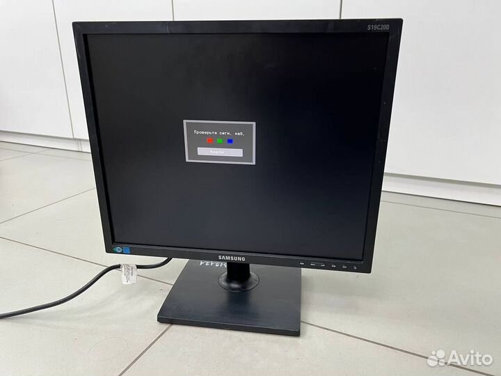 Мониторы Samsung LS19C20K