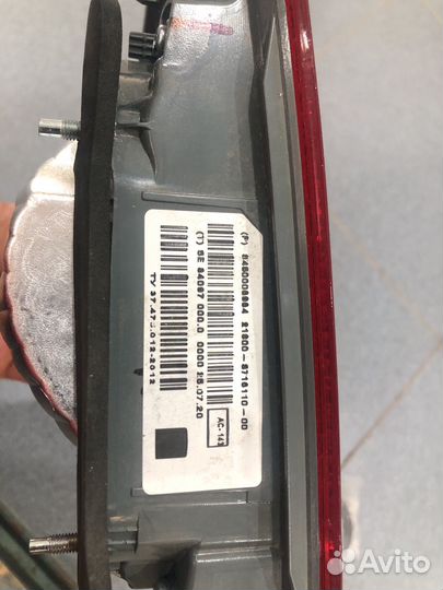 Продам задний фонарь на лада-Веста