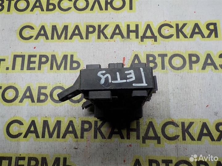 Блок предохранителей Hyundai Getz 2002-2011