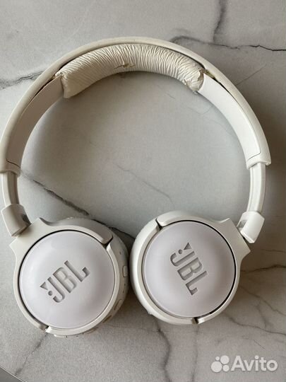 Беспроводные наушники JBL Tune 600btnc