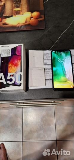 Samsung Galaxy A50, 4/64 ГБ