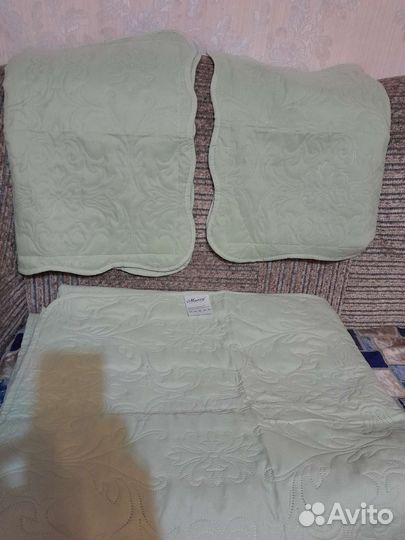 Покрывало стеганное на кровать