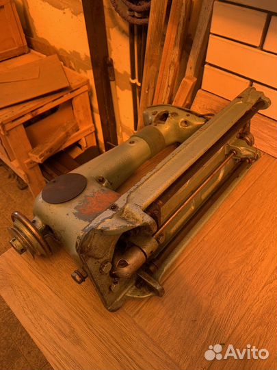 Швейная машинка