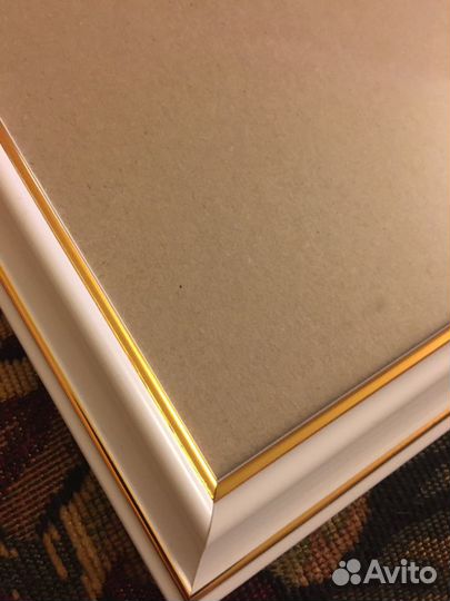 Рамки для фотографий и дипломов