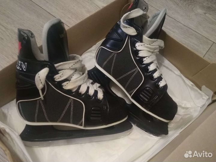 Коньки хоккейные детские 30 размер