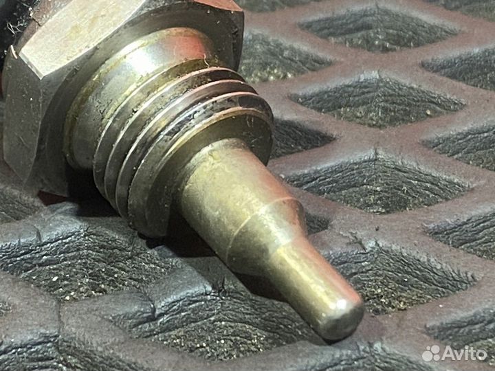 Датчик температуры охлаждающей жидкости 2018г