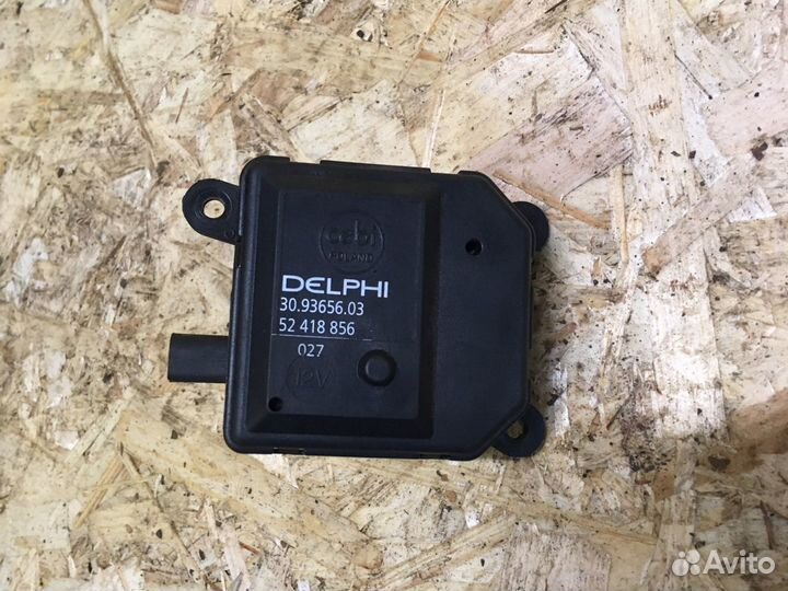 Моторчик заслонки печки Opel Astra H