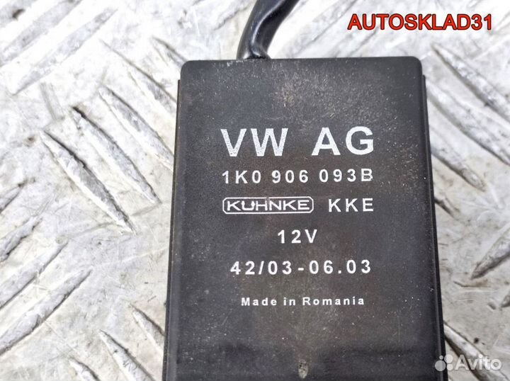 Реле бензонасоса Audi A3 8P 1K0906093B