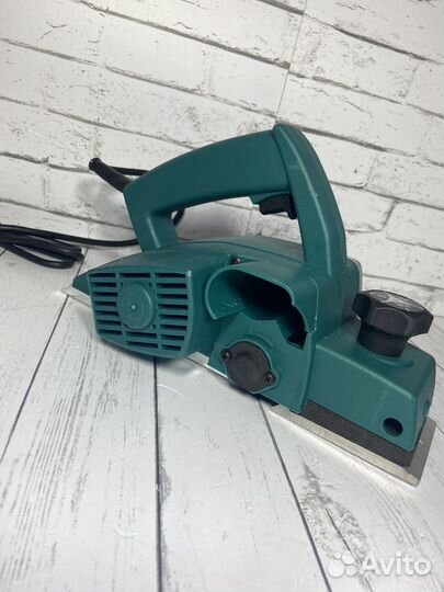 Рубанок сетевой makita