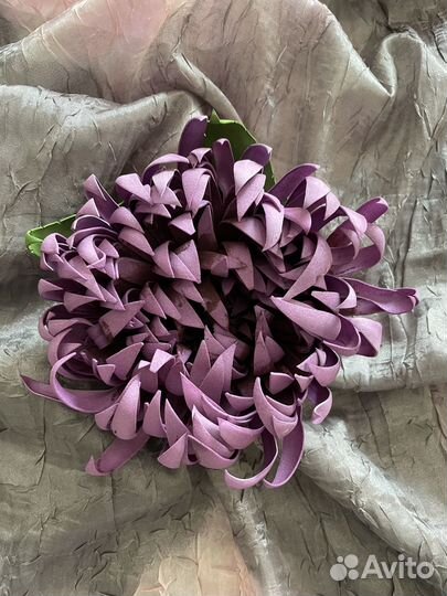 Брошь ручной работы