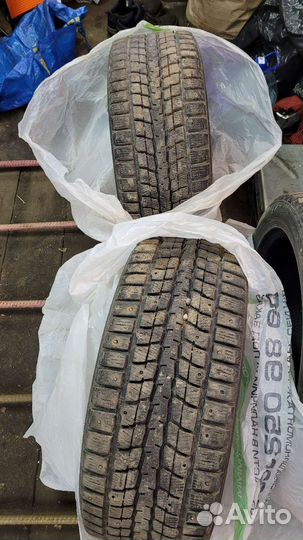 Dunlop SP Winter Ice 01 215/50 R17 95T