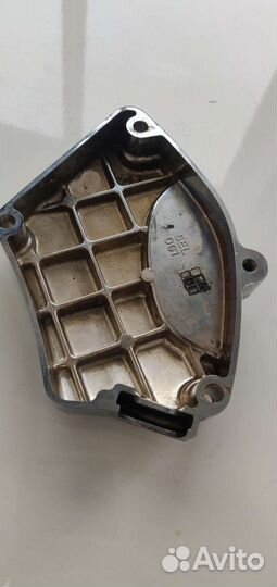 Крышка боковая Yamaha XVS1100