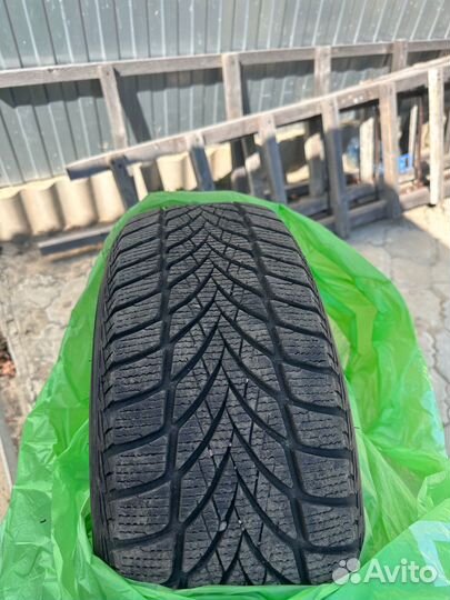 Goodyear UltraGrip Ice 2 195/55 R16